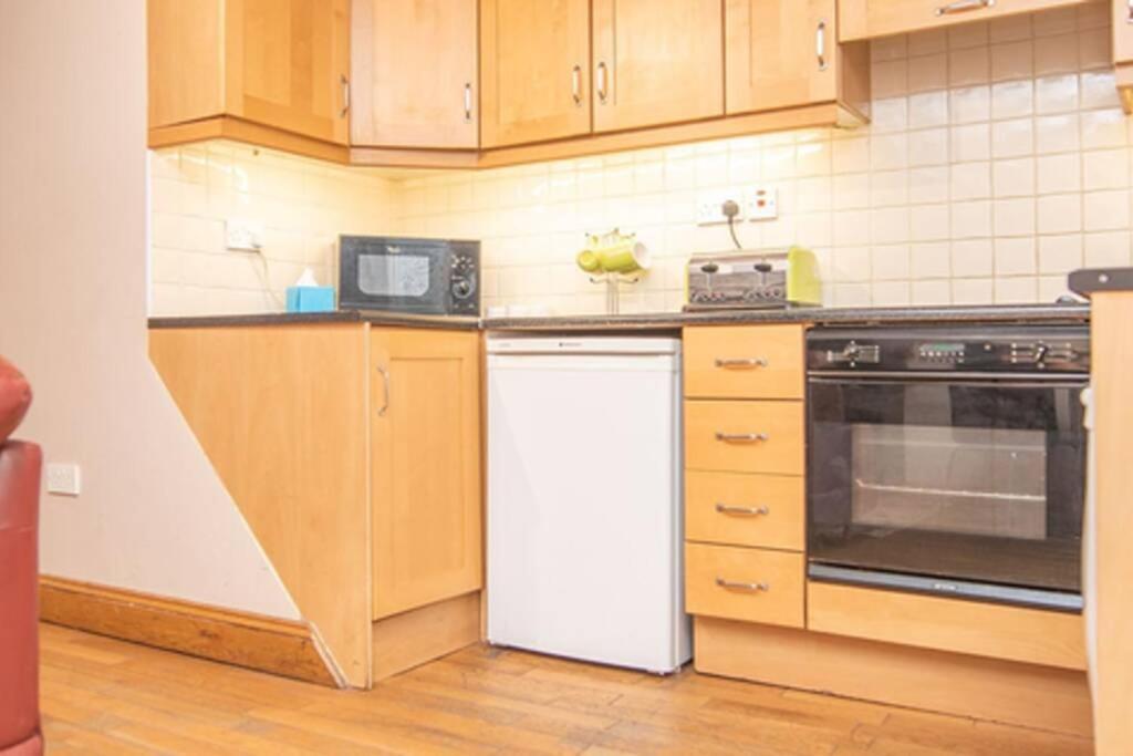 Latin Quarter Luxury Apartamento Galway Exterior foto