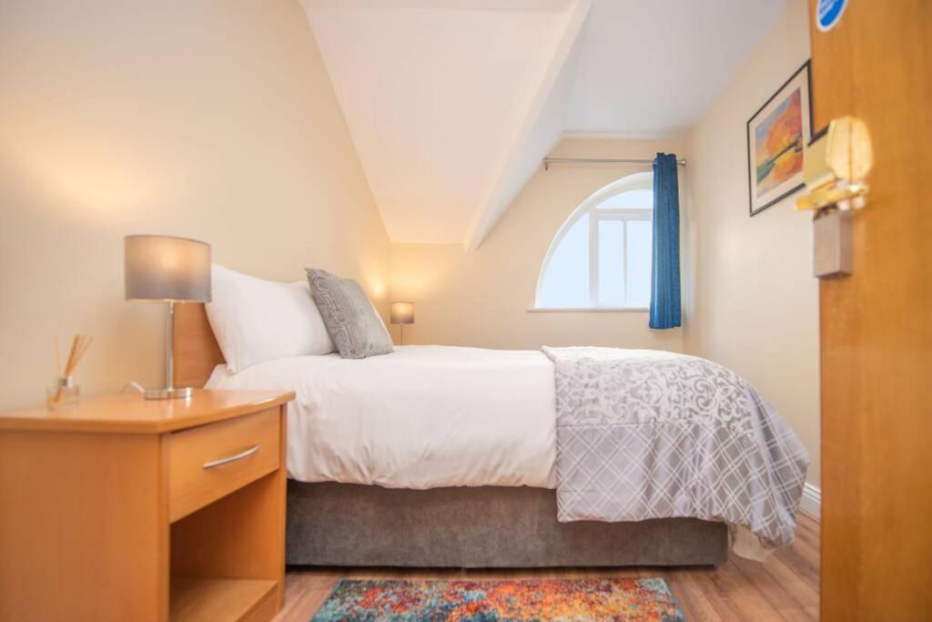 Latin Quarter Luxury Apartamento Galway Exterior foto